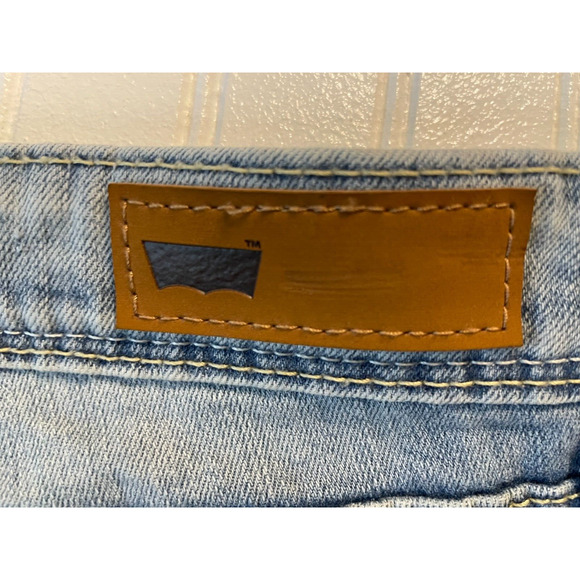 LEVI’S BOLD CURVE LOW RISE SKINNY Jeans Light Blue Sz. 15 W32x L32 - Women’s - Picture 6 of 10